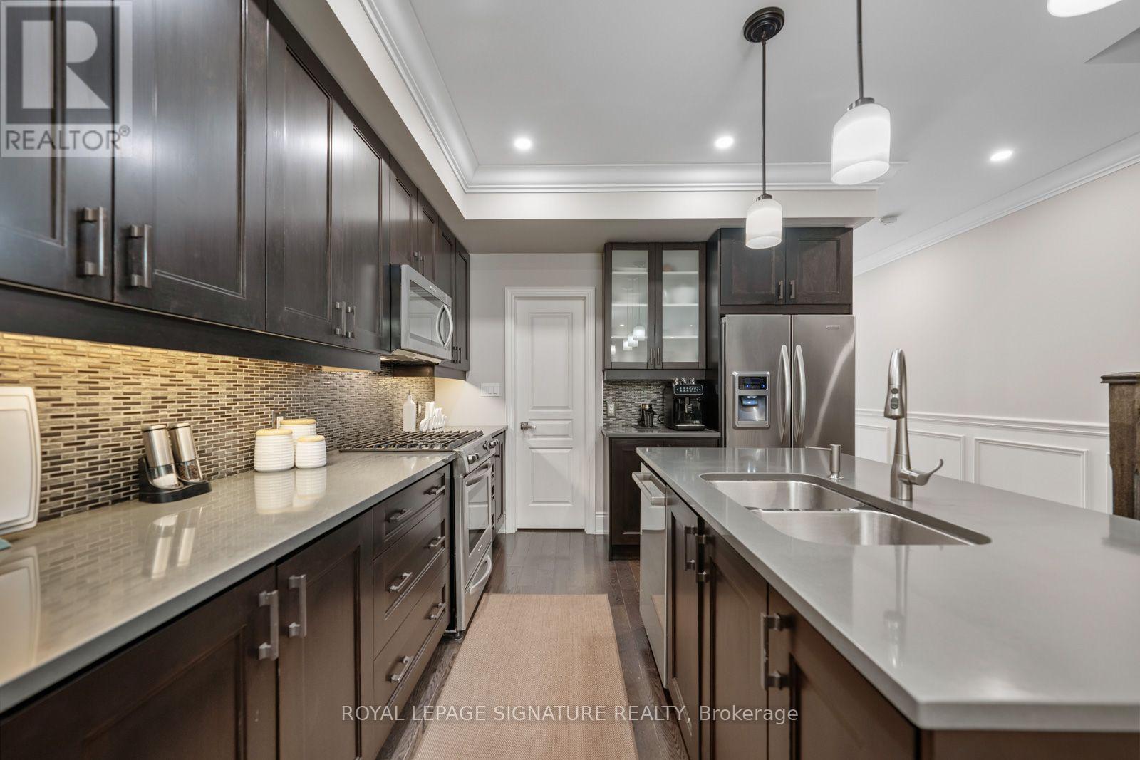 107 Hunt Avenue, Richmond Hill, Ontario  L4C 4H1 - Photo 9 - N13838526