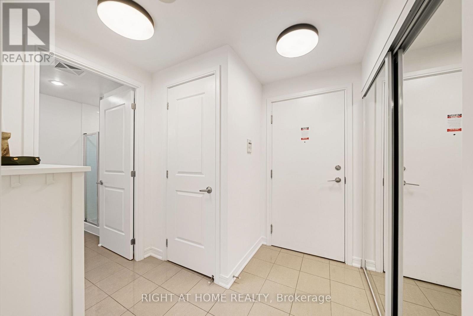 610 - 9201 Yonge Street, Richmond Hill (Langstaff), Ontario  L4C 1H9 - Photo 10 - N13838596