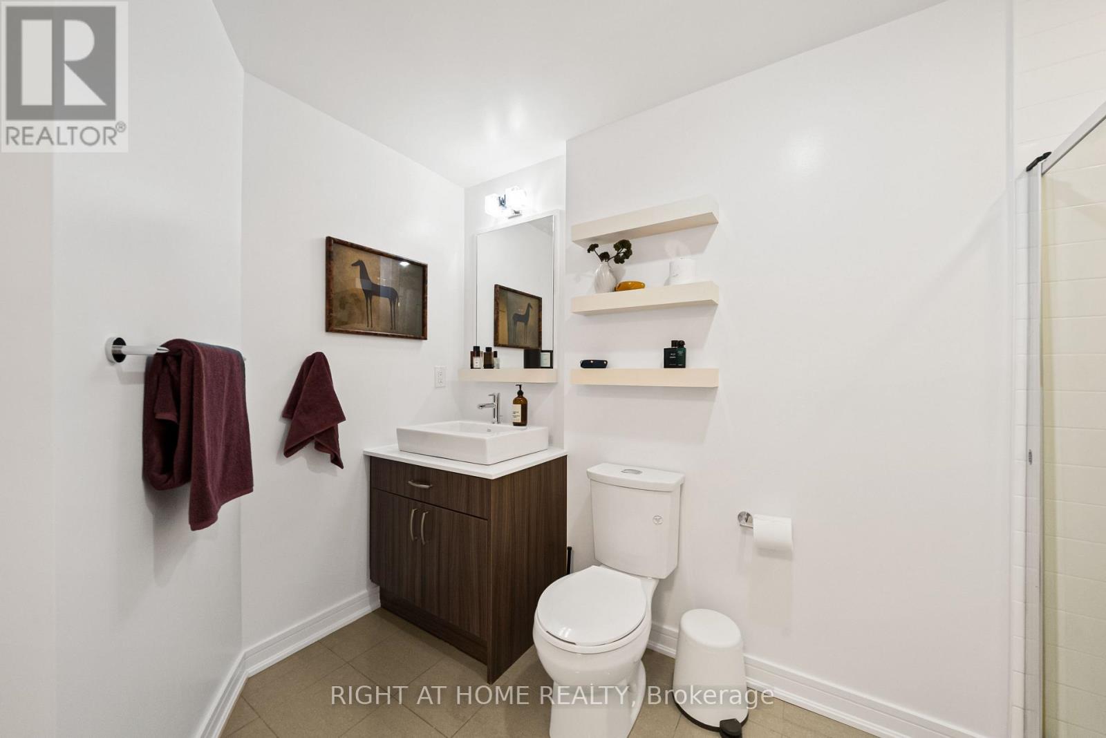 610 - 9201 Yonge Street, Richmond Hill (Langstaff), Ontario  L4C 1H9 - Photo 12 - N13838596