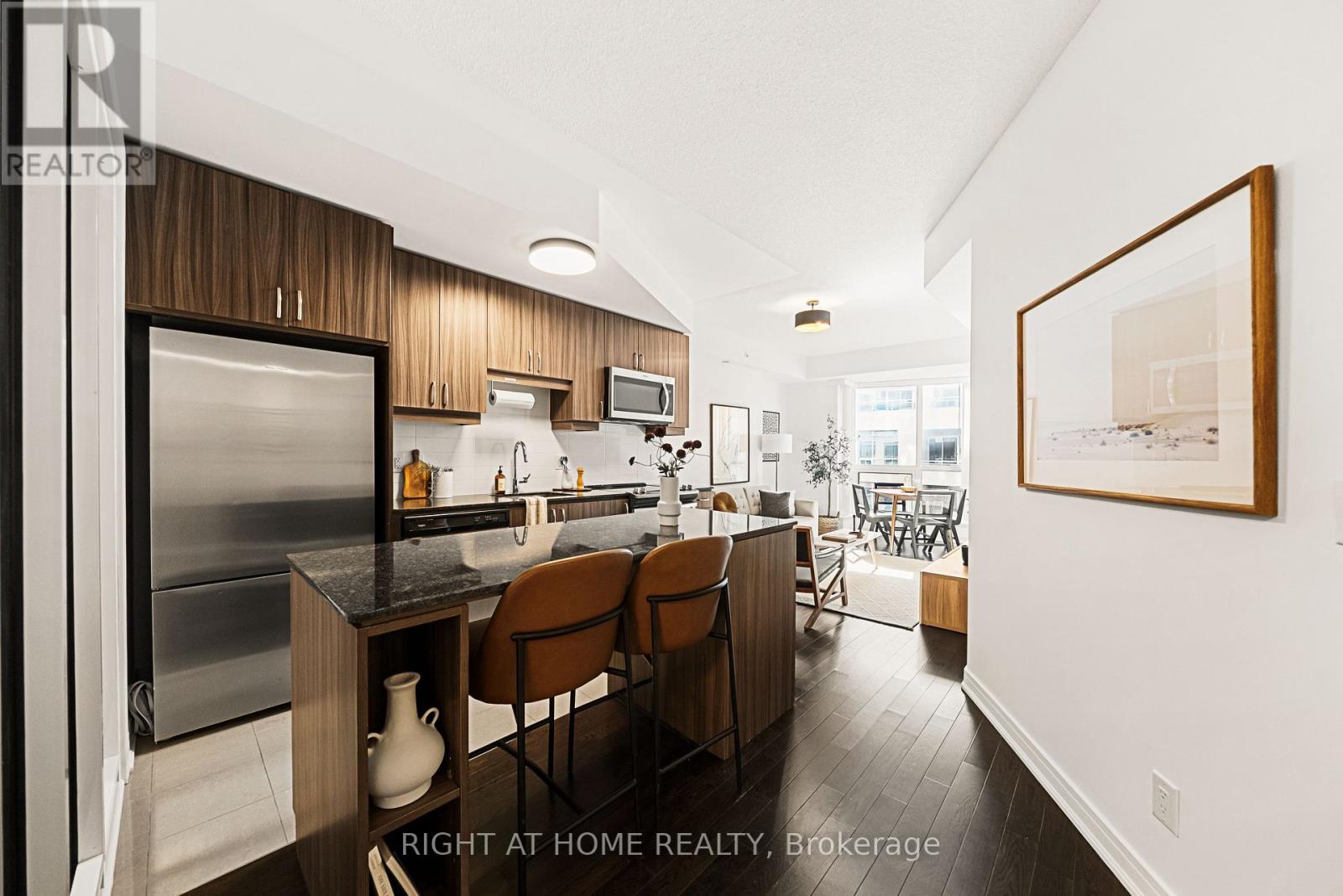 610 - 9201 Yonge Street, Richmond Hill (Langstaff), Ontario  L4C 1H9 - Photo 6 - N13838596