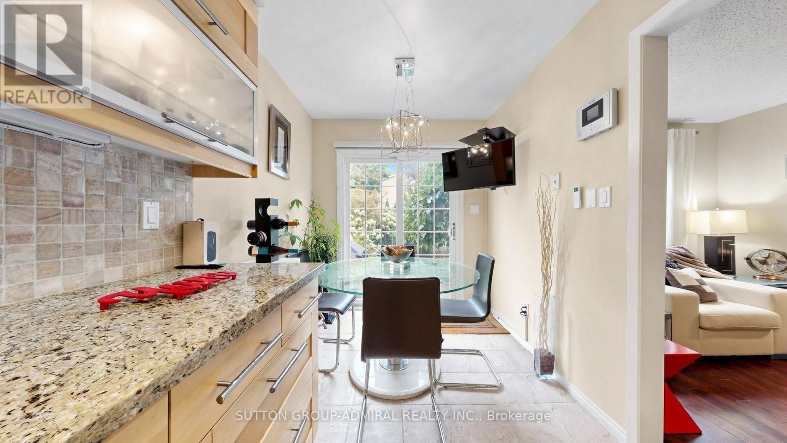 4 Doral Gate, Markham (Royal Orchard), Ontario  L3T 7K6 - Photo 15 - N13838668