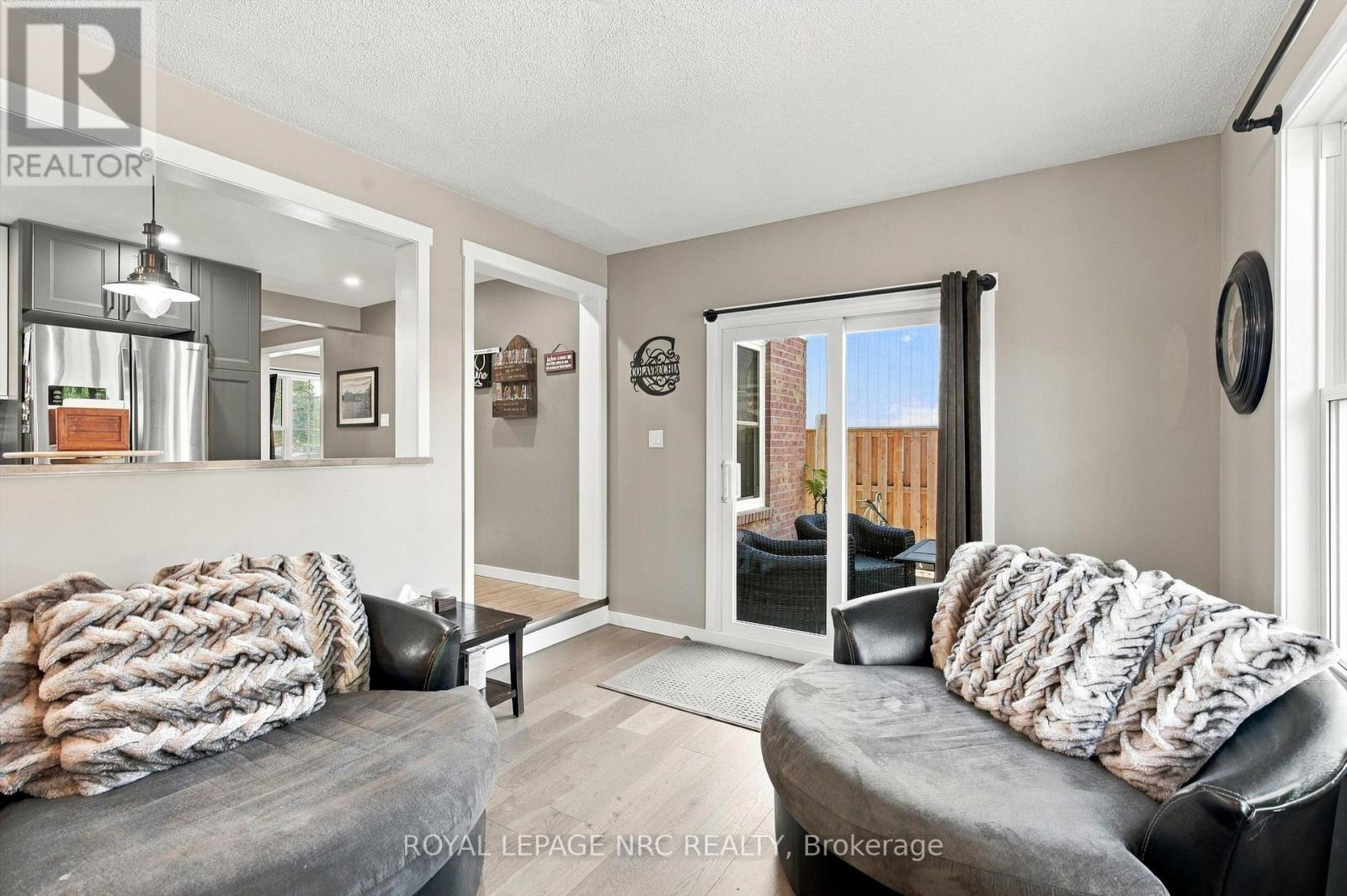 158 Confederation Avenue, Thorold, Ontario  L2V 5A6 - Photo 12 - X13838576