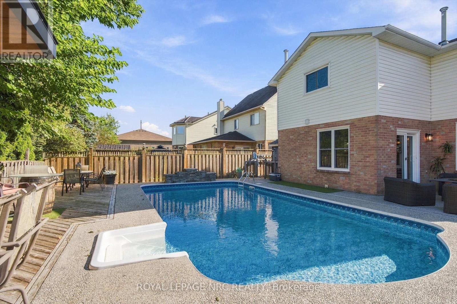 158 Confederation Avenue, Thorold, Ontario  L2V 5A6 - Photo 38 - X13838576