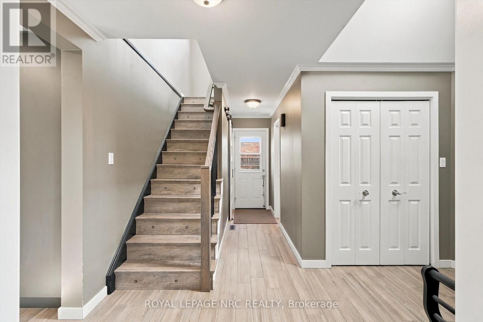 158 Confederation Avenue, Thorold, Ontario  L2V 5A6 - Photo 5 - X13838576