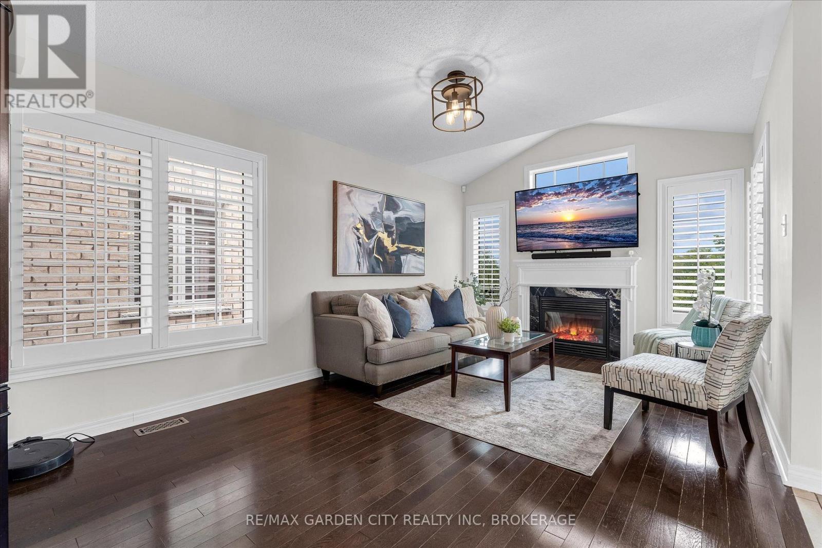 26 Keith Crescent, Niagara-On-The-Lake, Ontario  L0S 1J0 - Photo 3 - X13838674