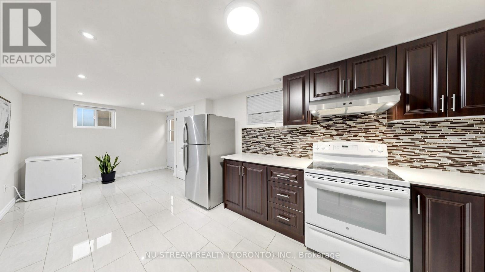 3163 Ibbetson Crescent, Mississauga (Erindale), Ontario  L5C 1Z1 - Photo 32 - W13838372