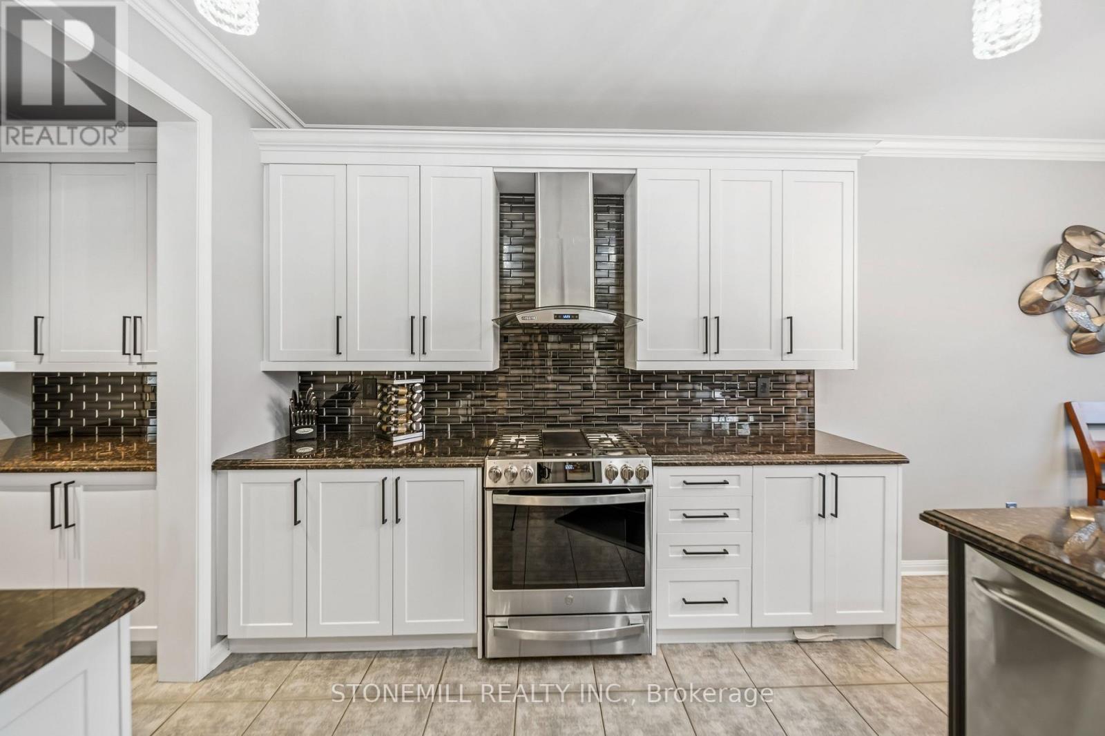 1661 Dempsey Crescent, Milton (Be Beaty), Ontario  L9T 5M5 - Photo 9 - W13838390