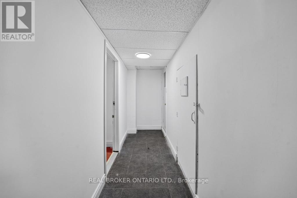 1024 Roosevelt Road, Mississauga (Lakeview), Ontario  L5G 3Y8 - Photo 23 - W13838400