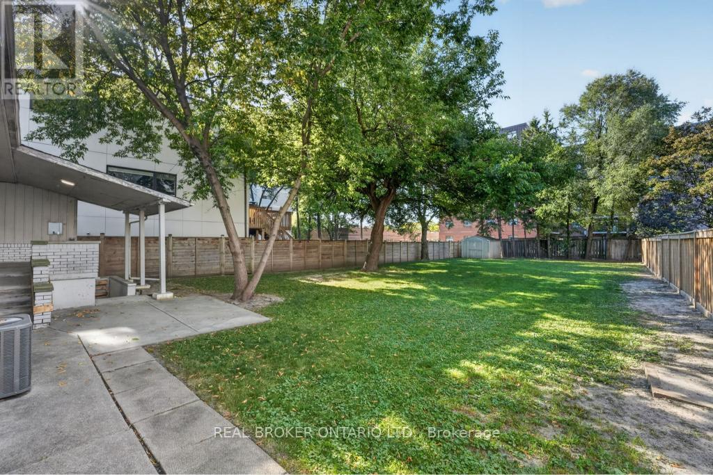 1024 Roosevelt Road, Mississauga (Lakeview), Ontario  L5G 3Y8 - Photo 39 - W13838400