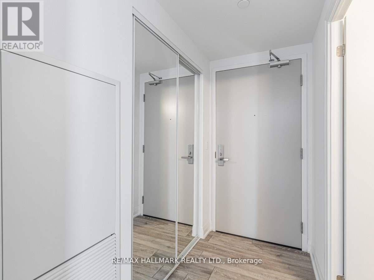 1809 - 30 Gibbs Road, Toronto (Islington-City Centre West), Ontario  M9B 0E4 - Photo 2 - W13838426
