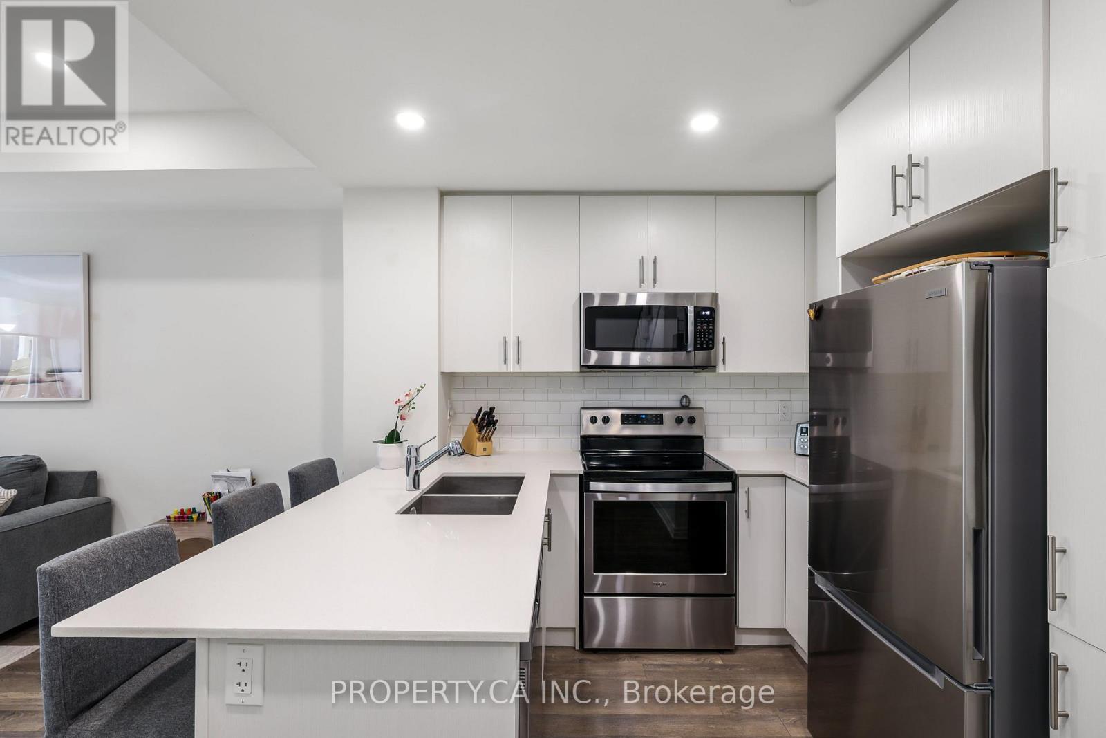 13 - 100 Long Branch Avenue, Toronto (Long Branch), Ontario  M8W 0A9 - Photo 12 - W13838430