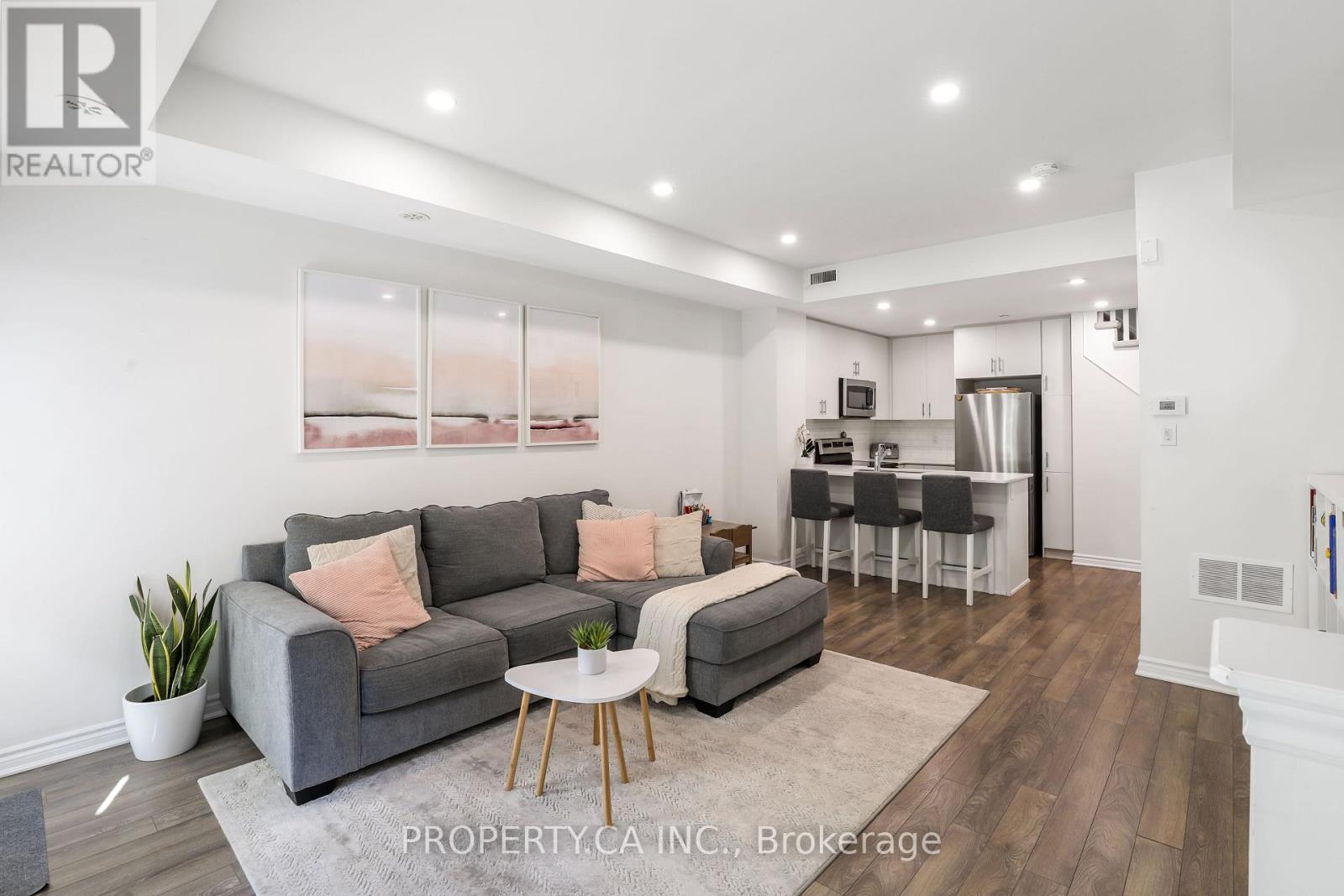 13 - 100 Long Branch Avenue, Toronto (Long Branch), Ontario  M8W 0A9 - Photo 3 - W13838430