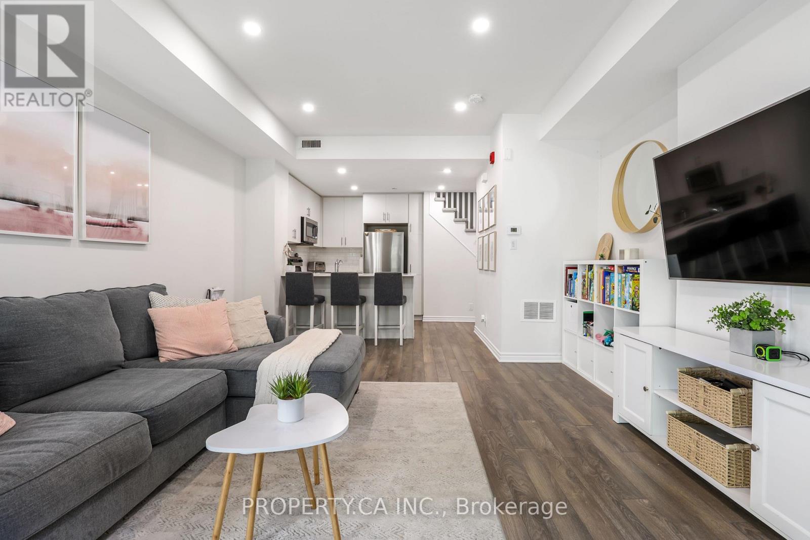 13 - 100 Long Branch Avenue, Toronto (Long Branch), Ontario  M8W 0A9 - Photo 4 - W13838430
