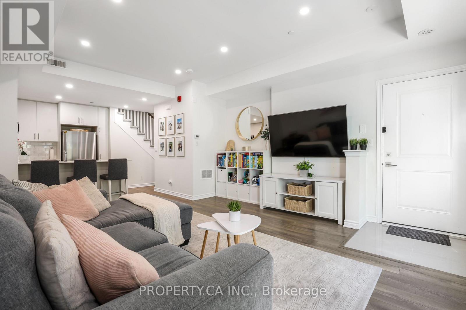13 - 100 Long Branch Avenue, Toronto (Long Branch), Ontario  M8W 0A9 - Photo 5 - W13838430