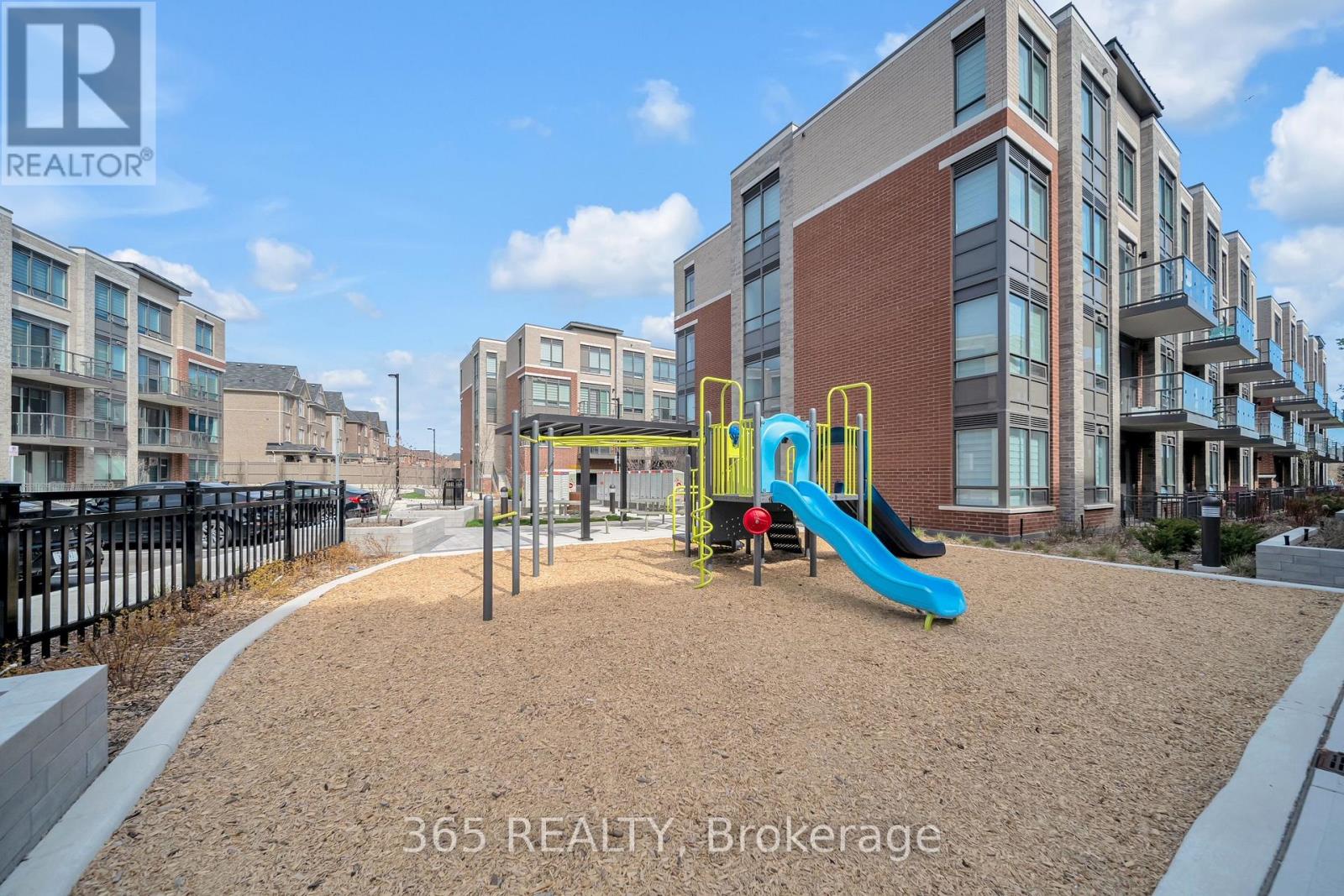 261 - 65 Attmar Drive, Brampton (Bram East), Ontario  L6P 0Y6 - Photo 15 - W13838448