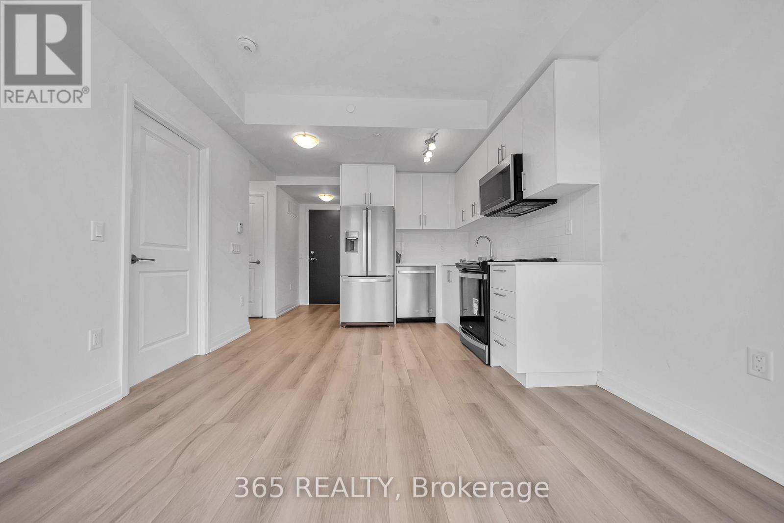 261 - 65 Attmar Drive, Brampton (Bram East), Ontario  L6P 0Y6 - Photo 4 - W13838448