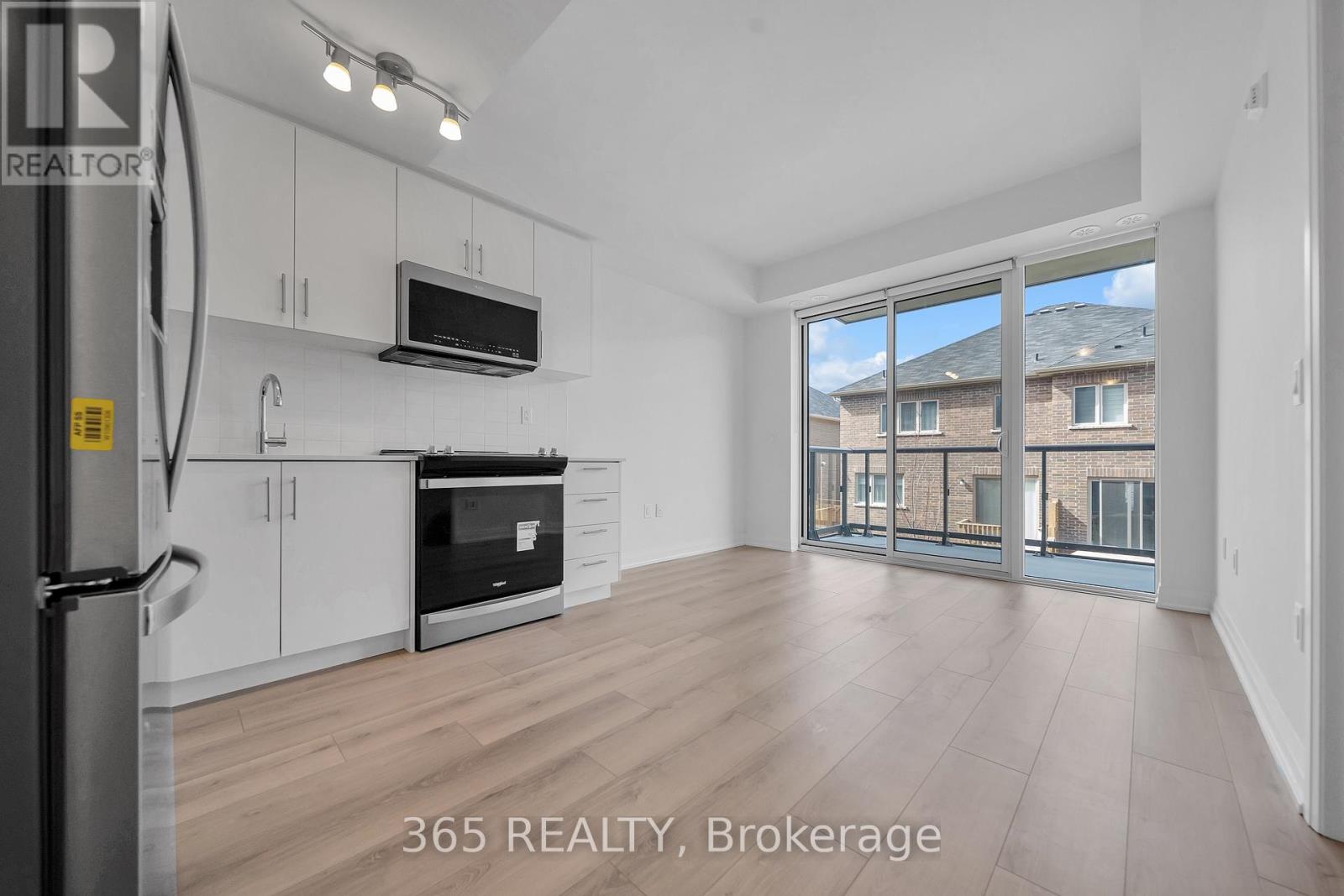 261 - 65 Attmar Drive, Brampton (Bram East), Ontario  L6P 0Y6 - Photo 5 - W13838448