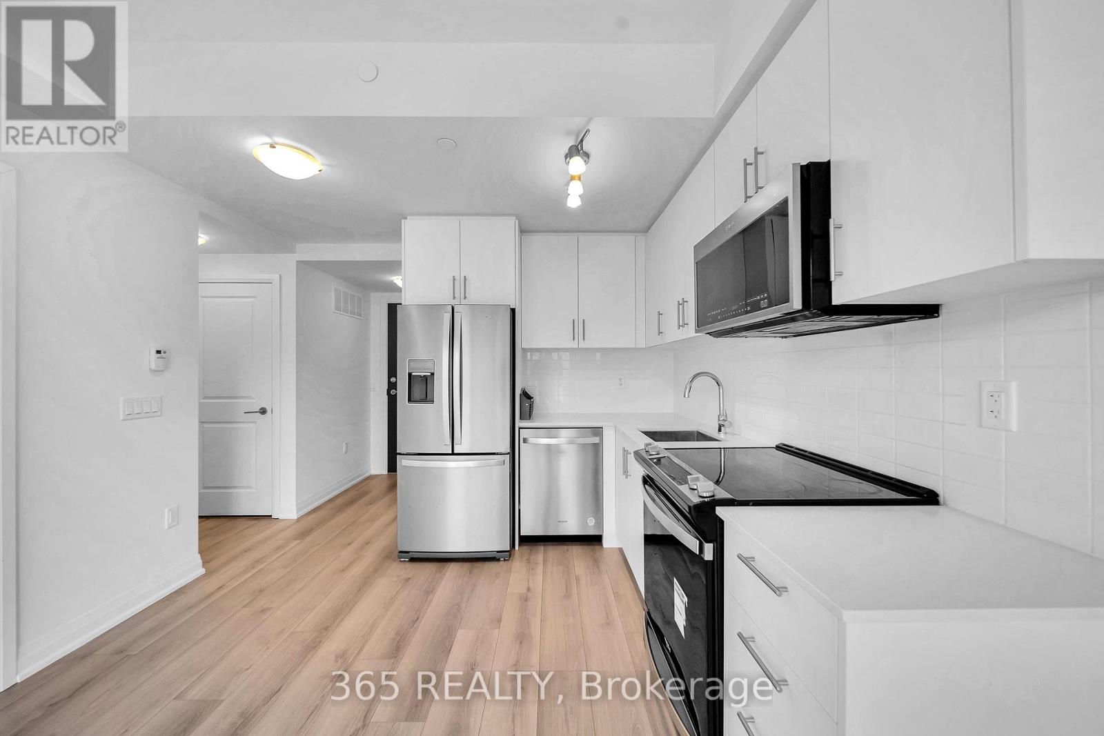 261 - 65 Attmar Drive, Brampton (Bram East), Ontario  L6P 0Y6 - Photo 6 - W13838448
