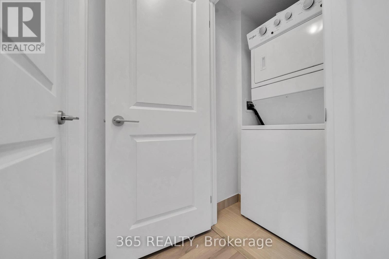 261 - 65 Attmar Drive, Brampton (Bram East), Ontario  L6P 0Y6 - Photo 8 - W13838448