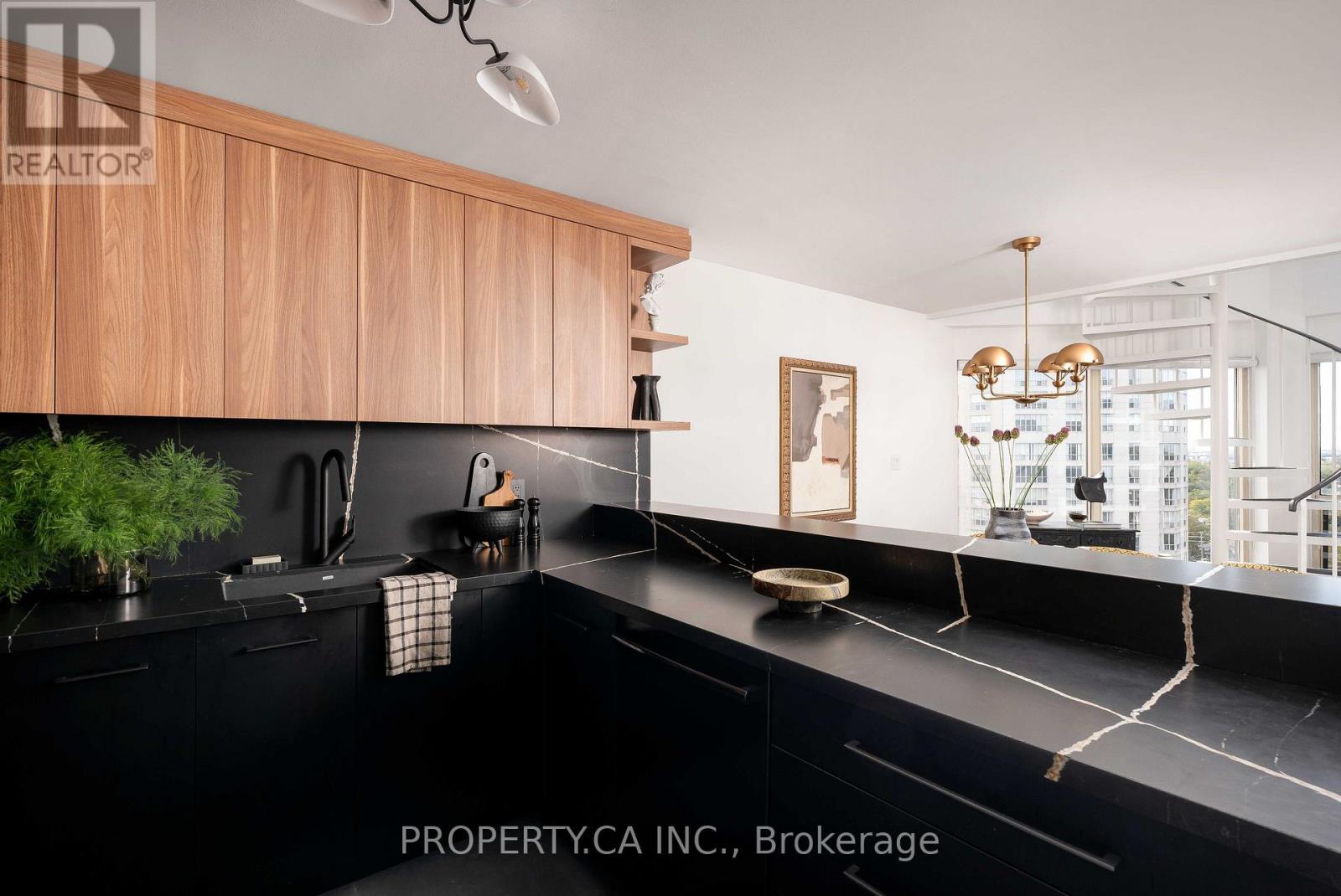 1701 - 2269 Lake Shore Boulevard W, Toronto (Mimico), Ontario  M8V 3X6 - Photo 5 - W13838454