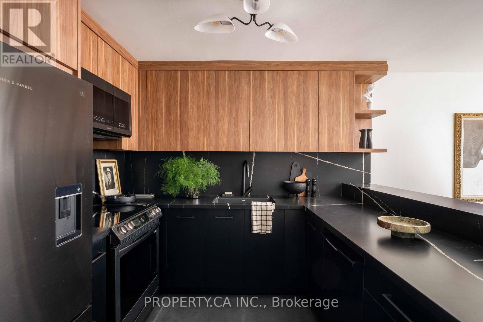 1701 - 2269 Lake Shore Boulevard W, Toronto (Mimico), Ontario  M8V 3X6 - Photo 6 - W13838454