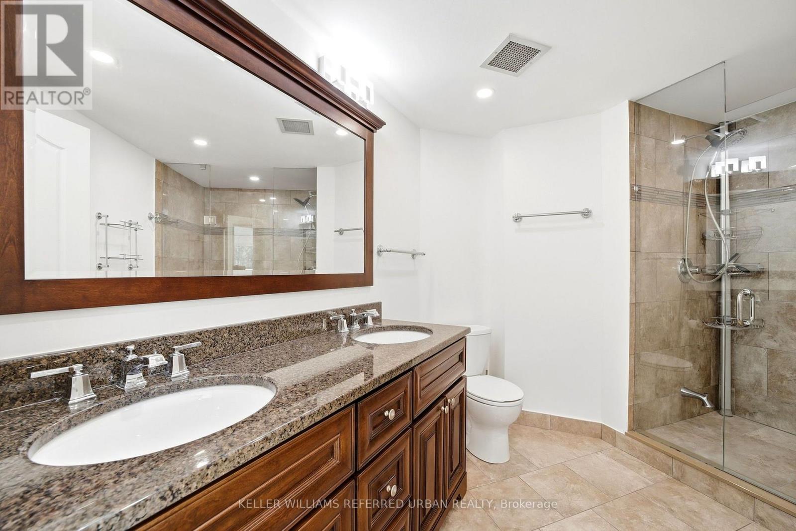 306 - 1901 Pilgrims Way, Oakville (Ga Glen Abbey), Ontario  L6M 2W9 - Photo 29 - W13838462