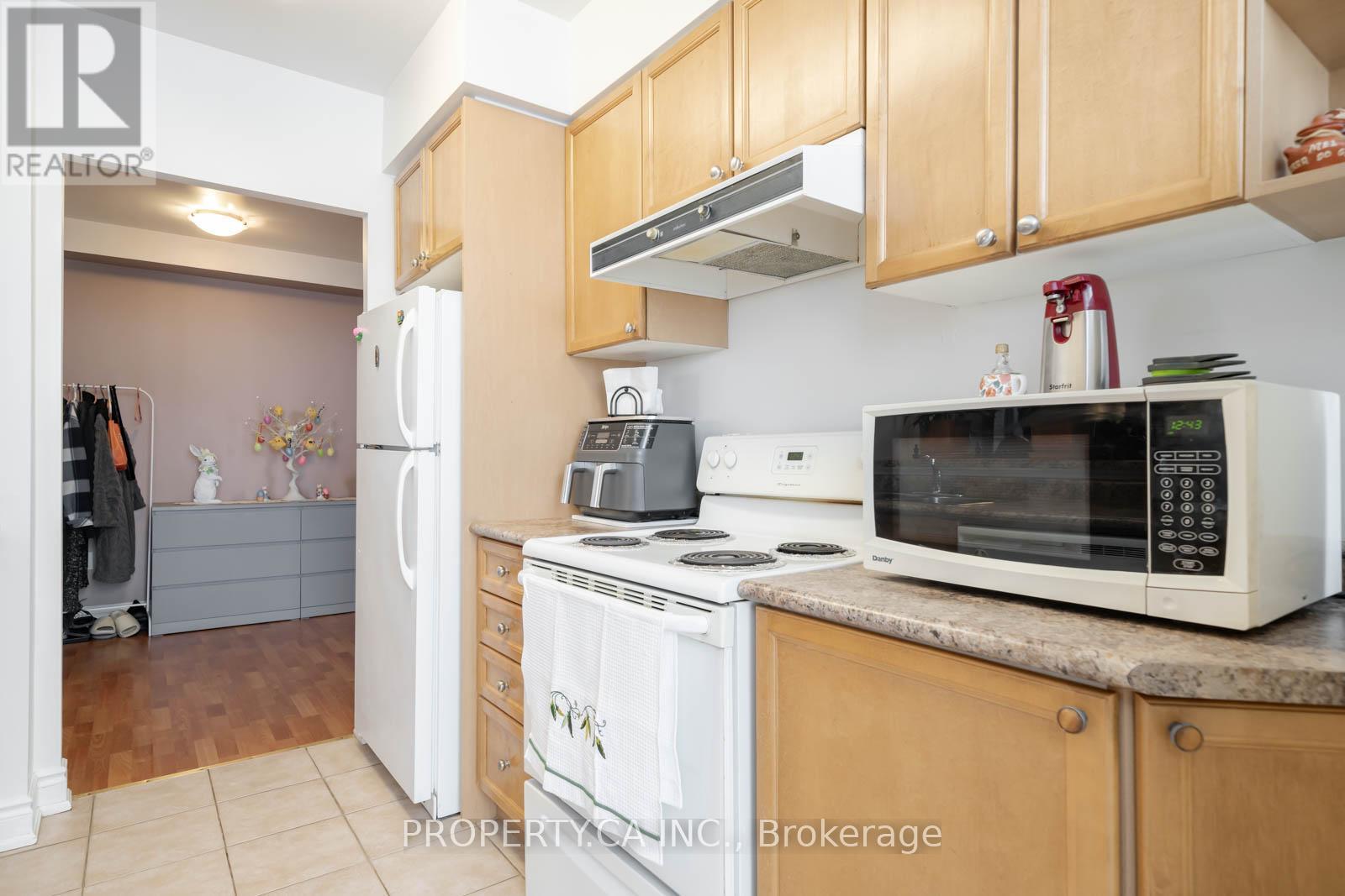 609 - 2088 Lawrence Avenue W, Toronto (Weston), Ontario  M9N 3Z9 - Photo 8 - W13838466