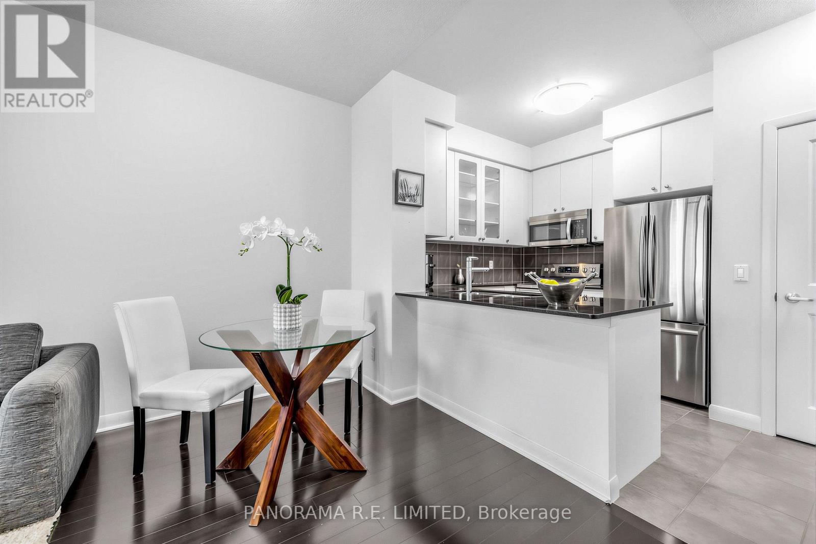 2411 - 235 Sherway Gardens Road, Toronto (Islington-City Centre West), Ontario  M9C 0A2 - Photo 6 - W13838504