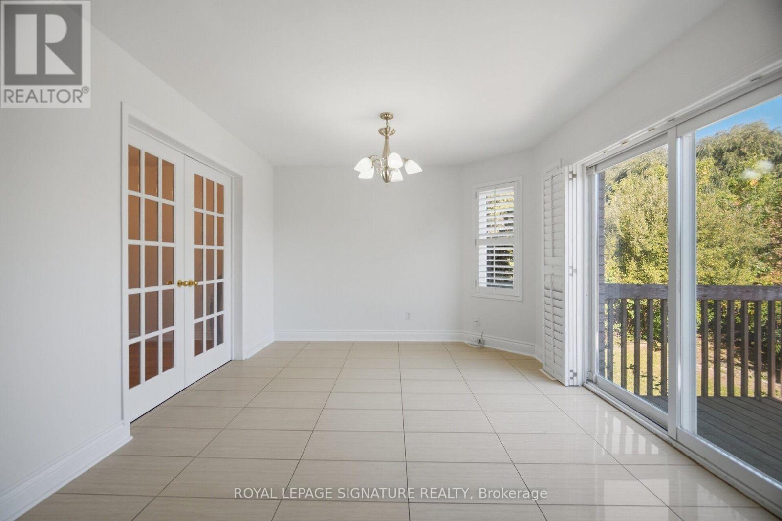 306 Cossack Court, Mississauga, Ontario  L5B 4C2 - Photo 10 - W13838530