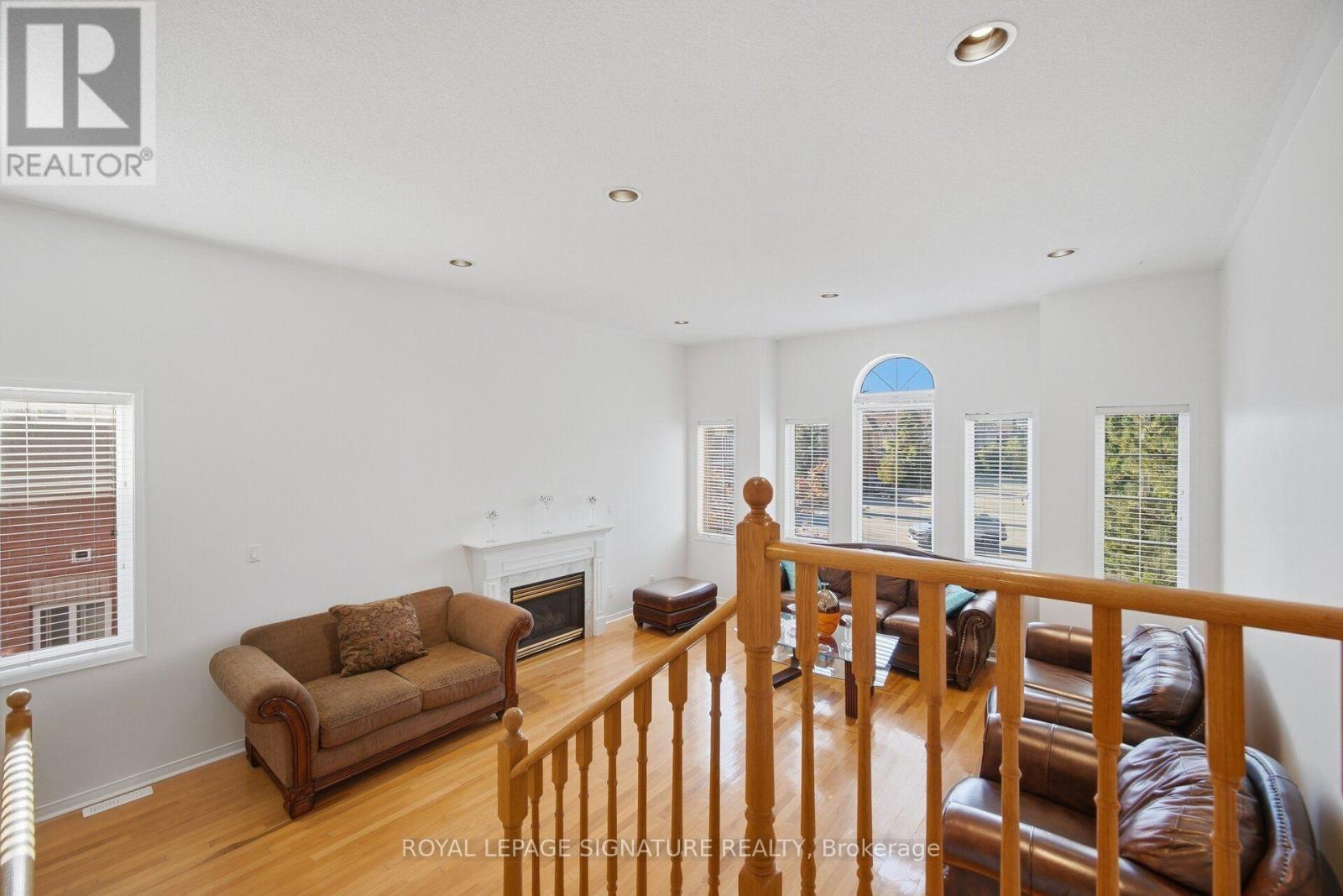 306 Cossack Court, Mississauga, Ontario  L5B 4C2 - Photo 22 - W13838530