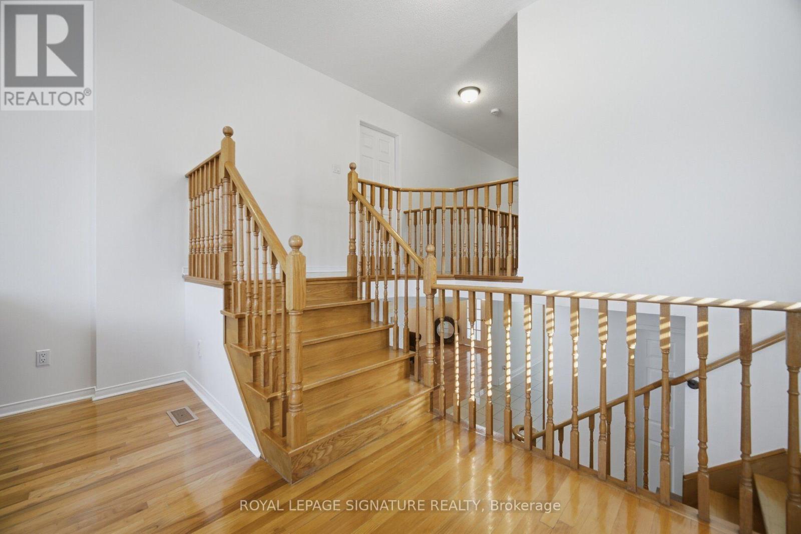 306 Cossack Court, Mississauga, Ontario  L5B 4C2 - Photo 23 - W13838530