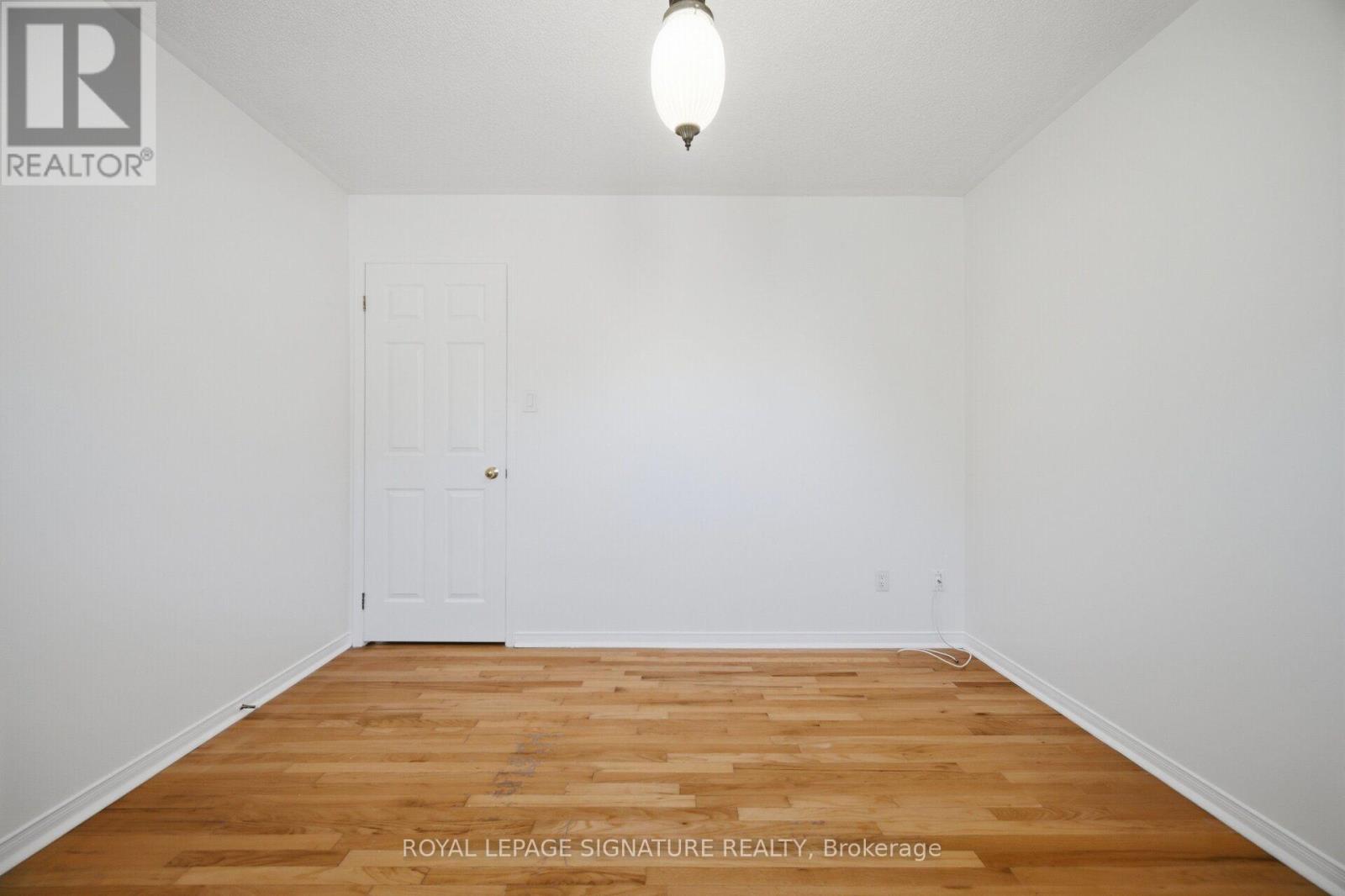 306 Cossack Court, Mississauga, Ontario  L5B 4C2 - Photo 29 - W13838530
