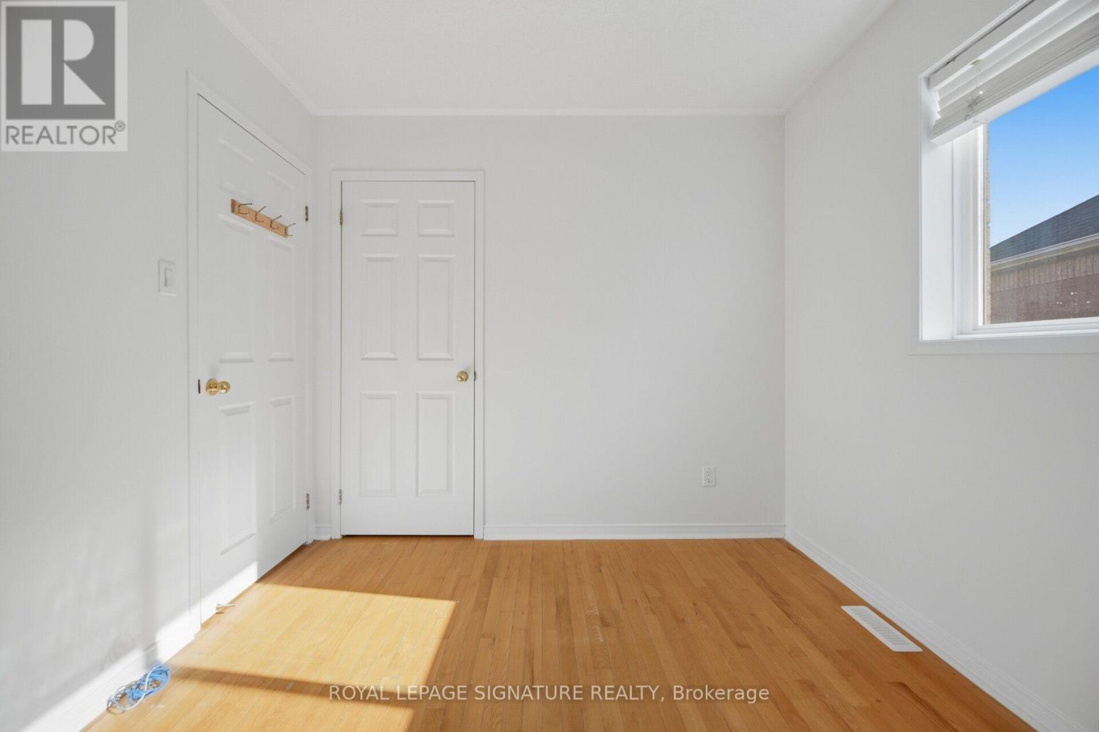 306 Cossack Court, Mississauga, Ontario  L5B 4C2 - Photo 32 - W13838530