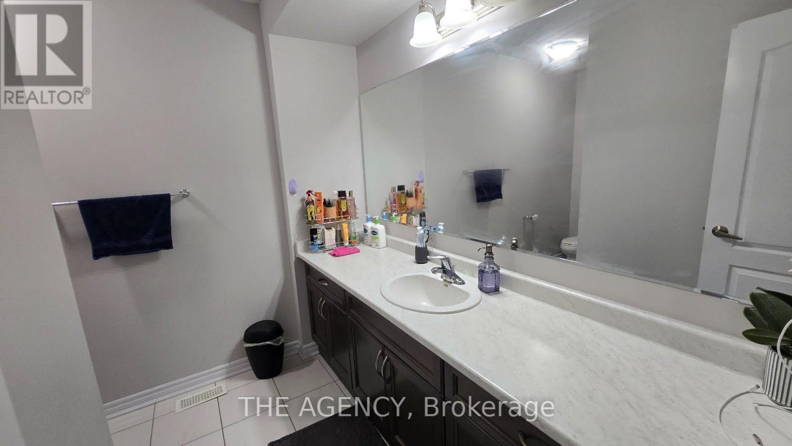 57 Leadenhall Road, Brampton, Ontario  L7A 4G2 - Photo 12 - W13838532