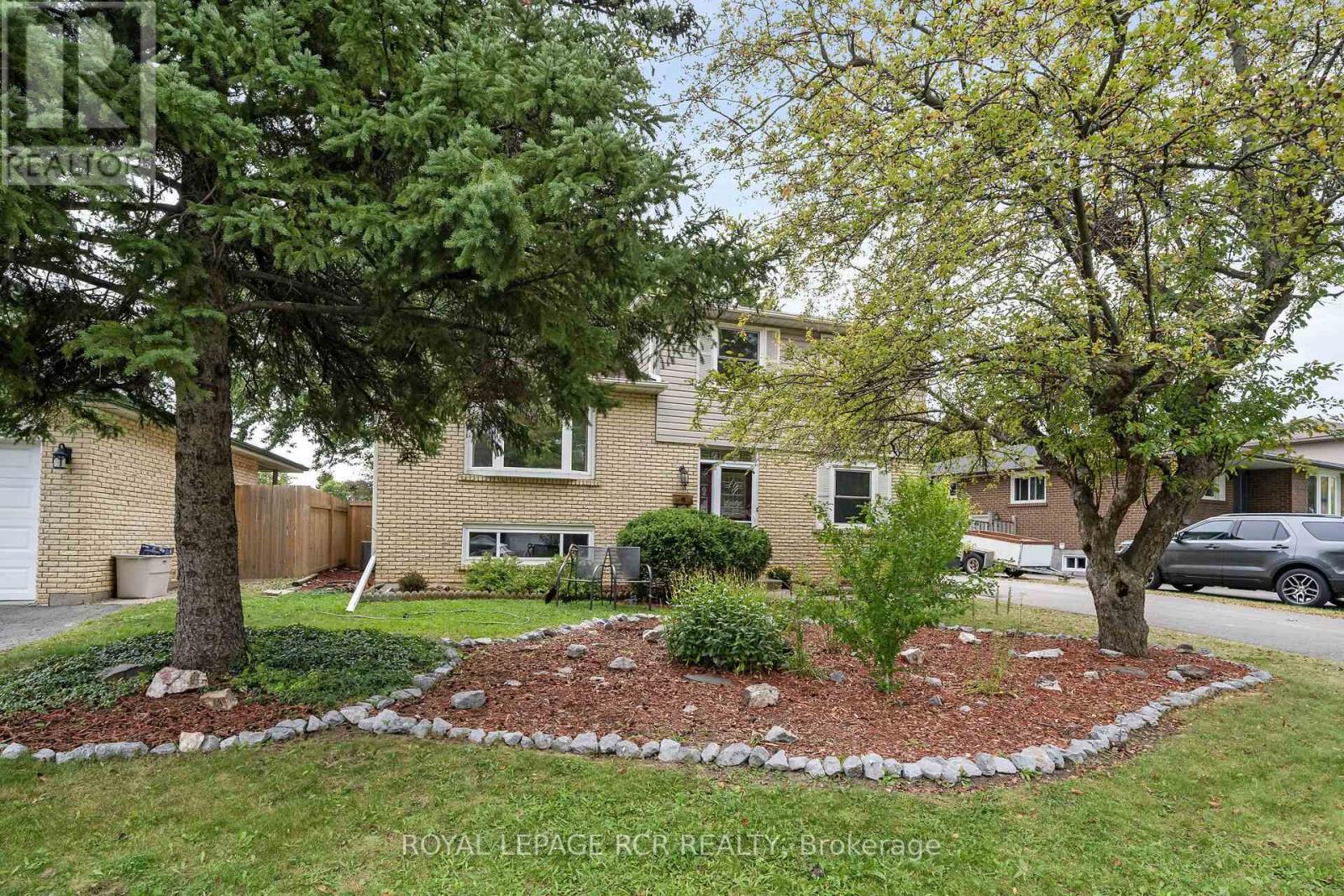 48 Esplanade Road, Brampton (Southgate), Ontario  L6T 2C8 - Photo 2 - W13838550