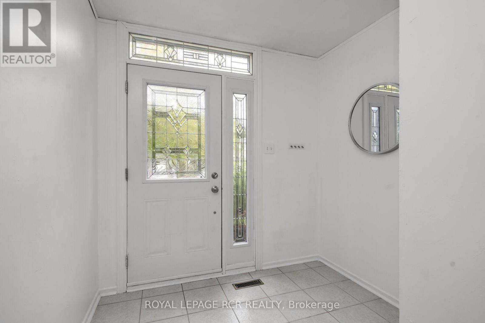 48 Esplanade Road, Brampton (Southgate), Ontario  L6T 2C8 - Photo 5 - W13838550