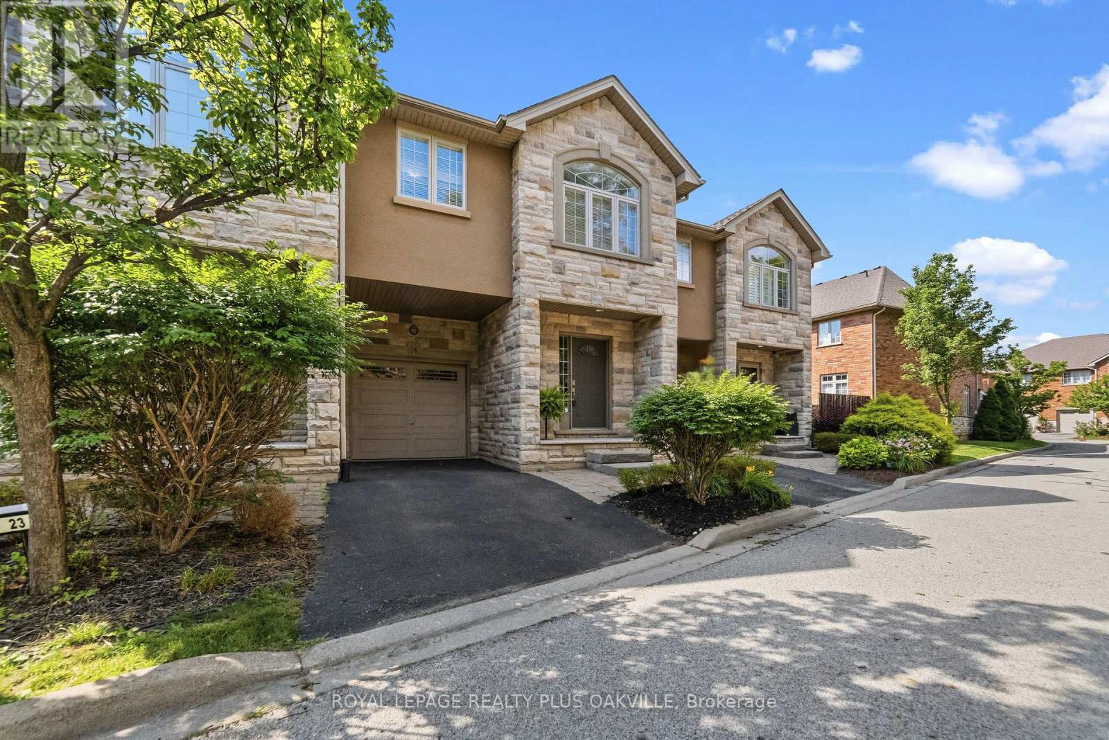 24 - 2282 Orchard Road, Burlington (Orchard), Ontario  L7L 0B5 - Photo 2 - W13838592