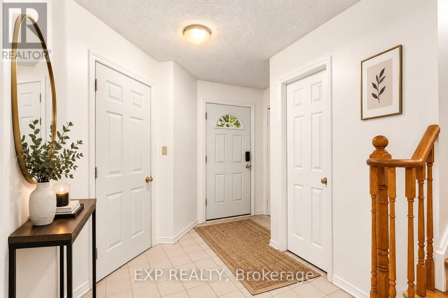 4365 Mississauga, On Violet Road, Mississauga (East Credit), Ontario  L5V 1J8 - Photo 3 - W13838614