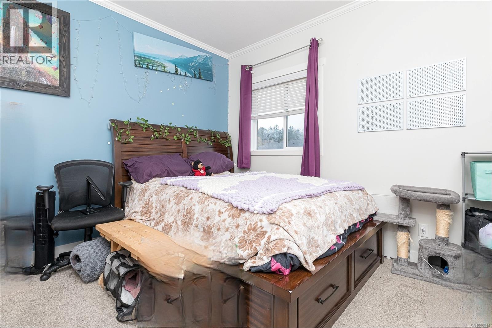 17 Saanich Ridge Dr