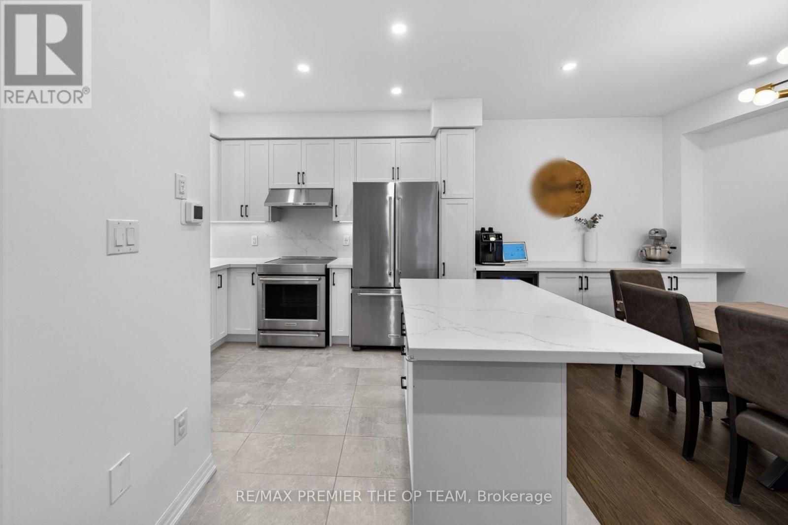 233 Vivant Street, Newmarket, Ontario  L3X 0K9 - Photo 15 - N13836968