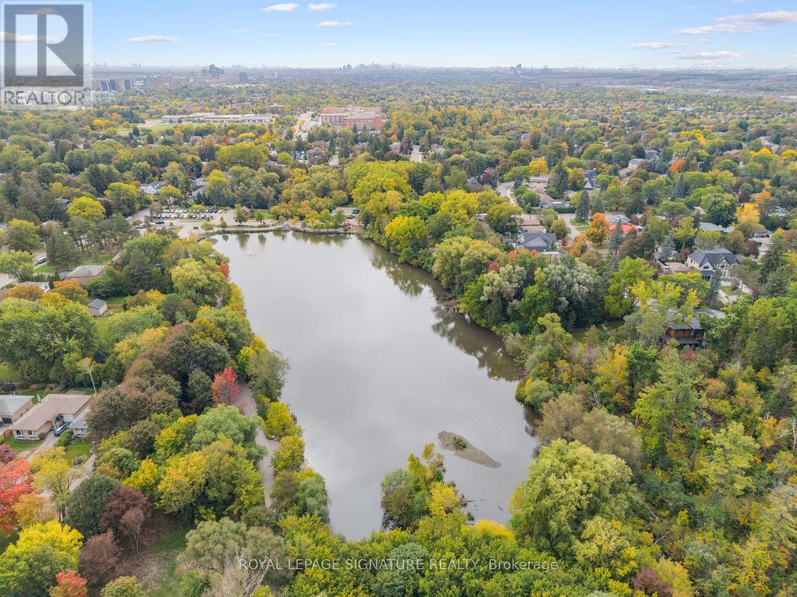 107 Hunt Avenue, Richmond Hill, Ontario  L4C 4H1 - Photo 49 - N13838526