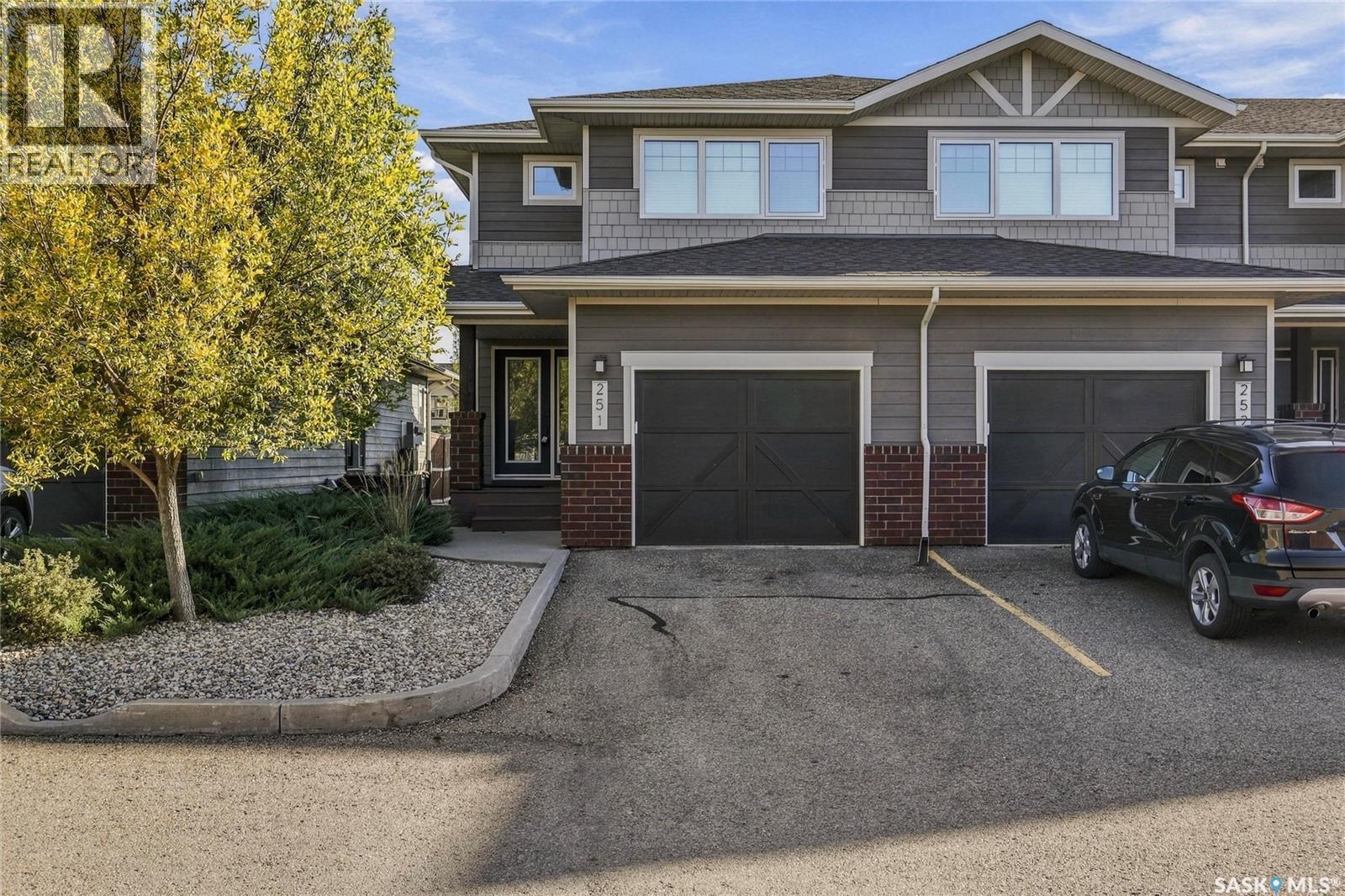 251 4002 Sandhill CRESCENT, regina, Saskatchewan