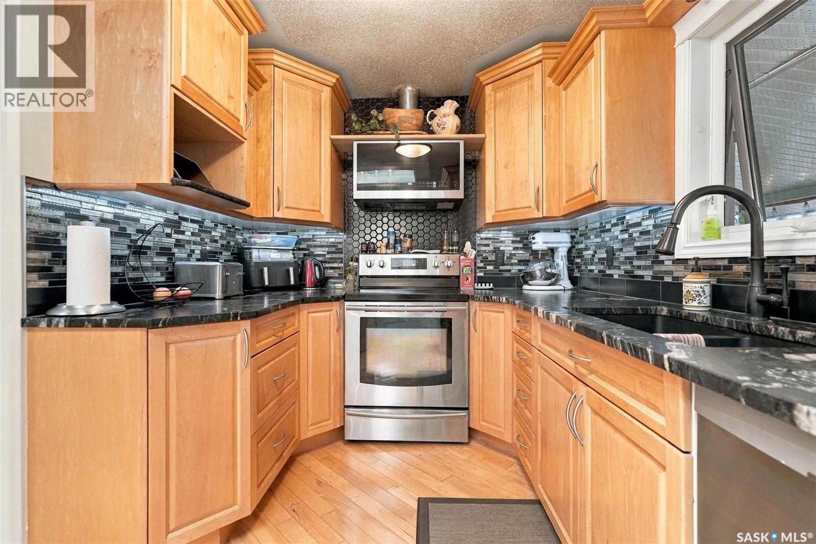 3515 Allen Avenue, Regina, Saskatchewan  S4S 0Z8 - Photo 11 - SK049423