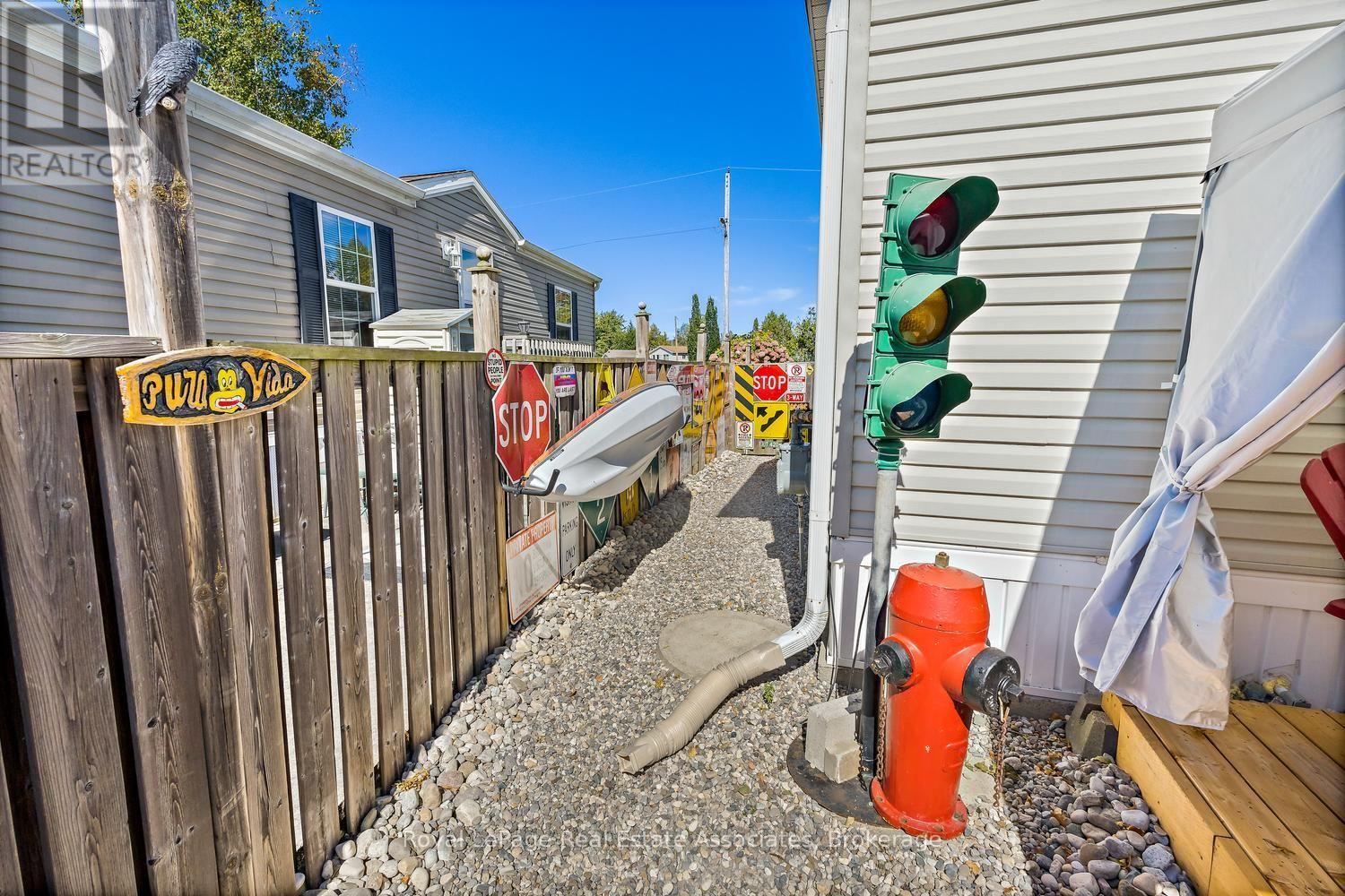 48 Lakeshore Drive, Puslinch, Ontario  N0B 2J0 - Photo 41 - X13838418