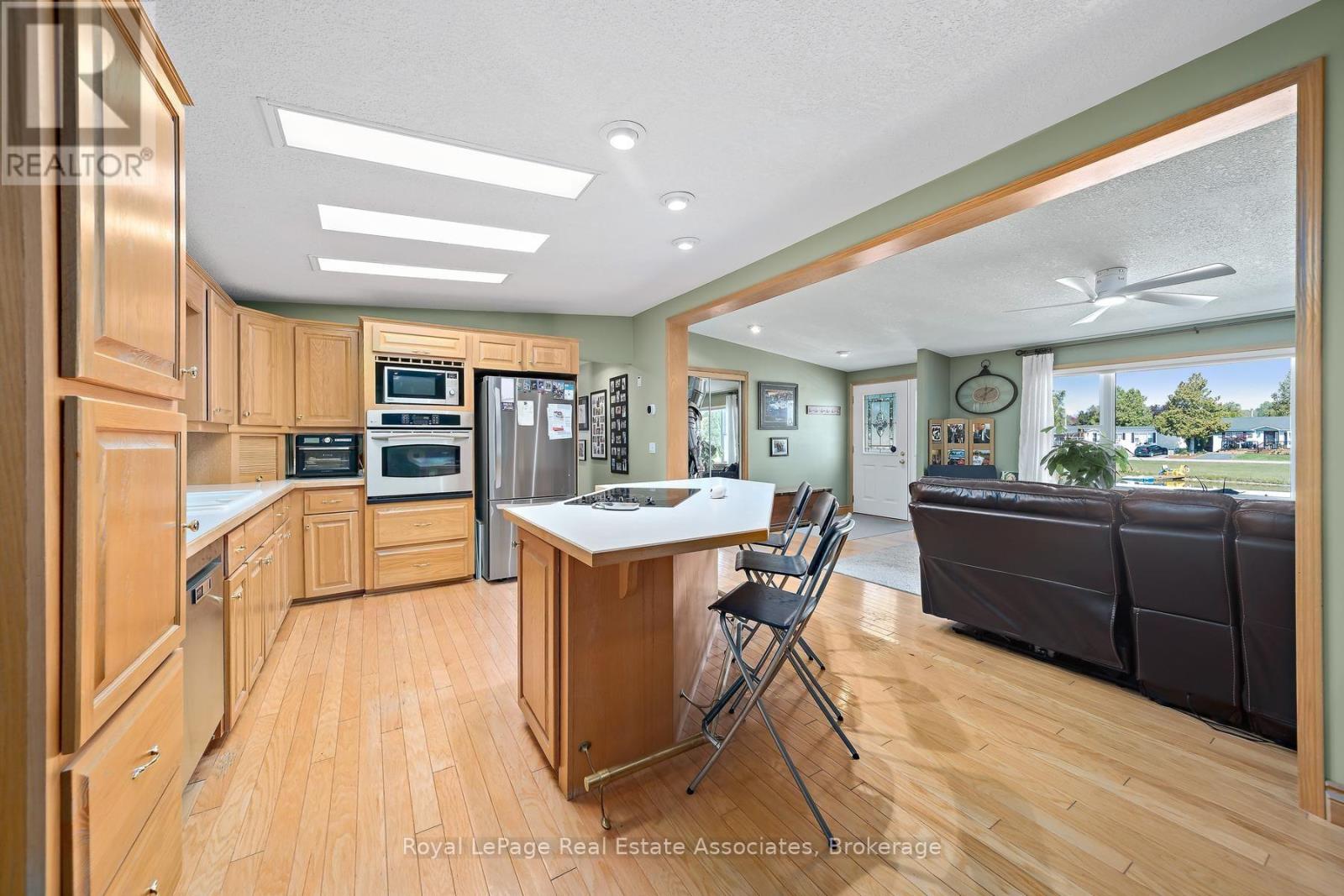 48 Lakeshore Drive, Puslinch, Ontario  N0B 2J0 - Photo 8 - X13838418