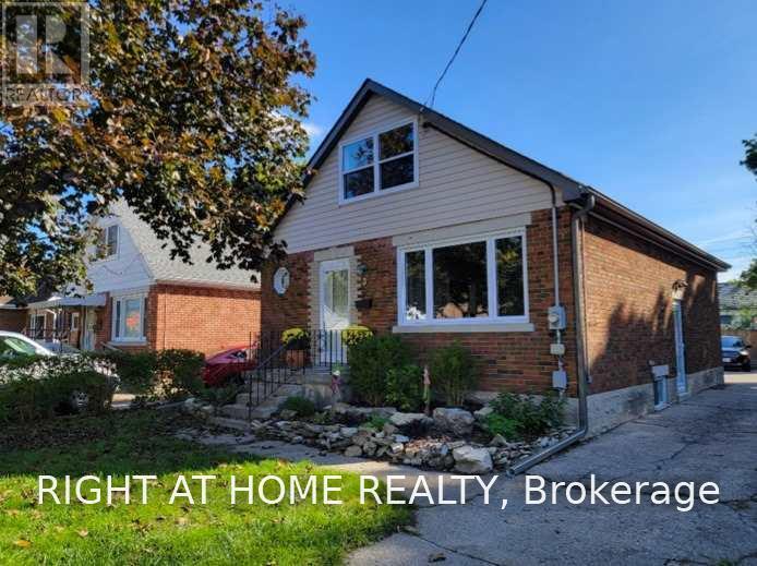 3 MARTIN AVENUE, cambridge, Ontario
