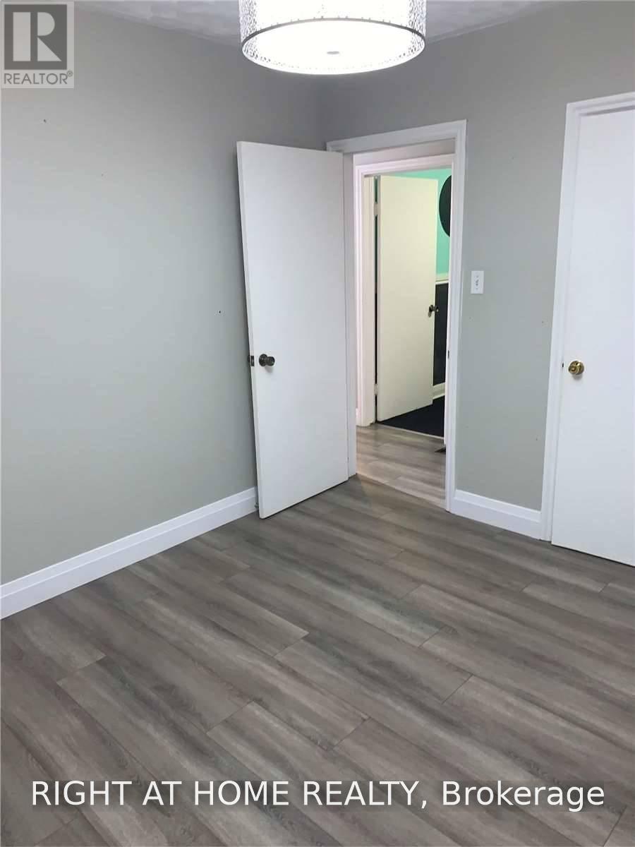 3 Martin Avenue, Cambridge, Ontario  N1R 3A3 - Photo 6 - X13838538