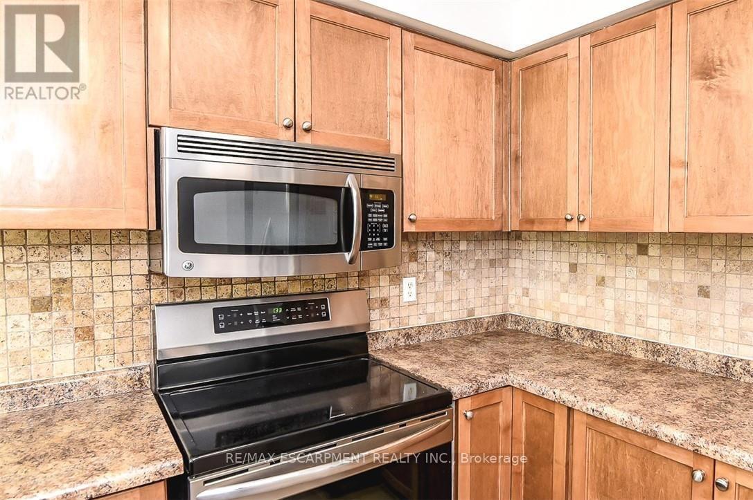 37 Cornerstone Drive, Hamilton (Stoney Creek), Ontario  L8J 0A1 - Photo 11 - X13838628