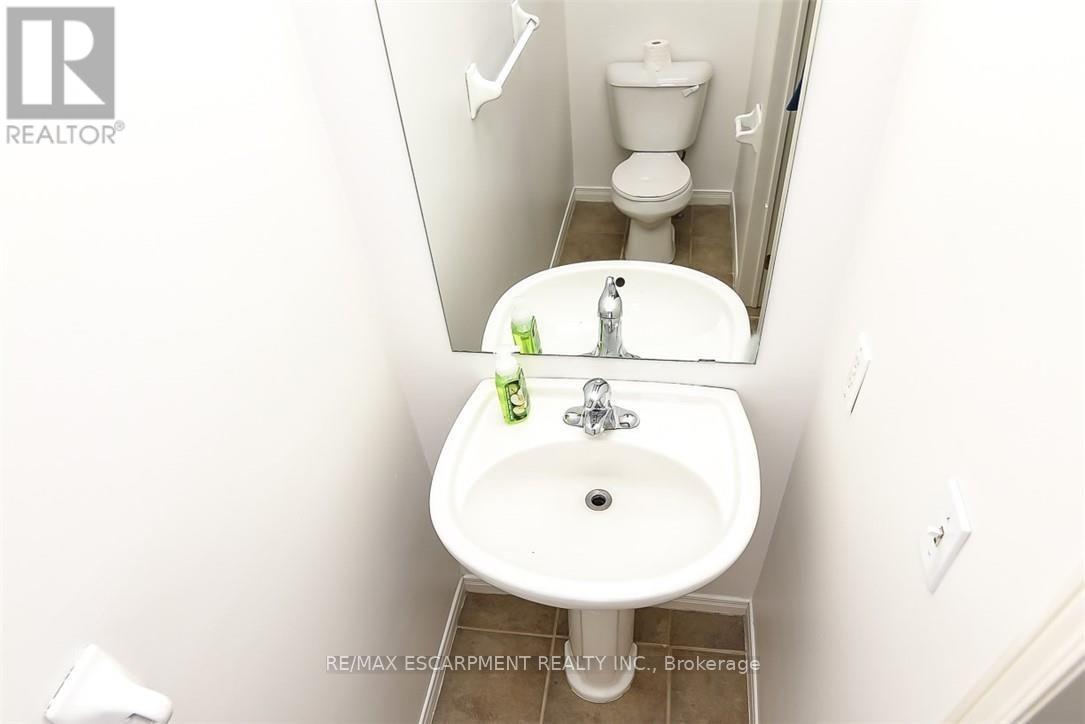 37 Cornerstone Drive, Hamilton (Stoney Creek), Ontario  L8J 0A1 - Photo 15 - X13838628