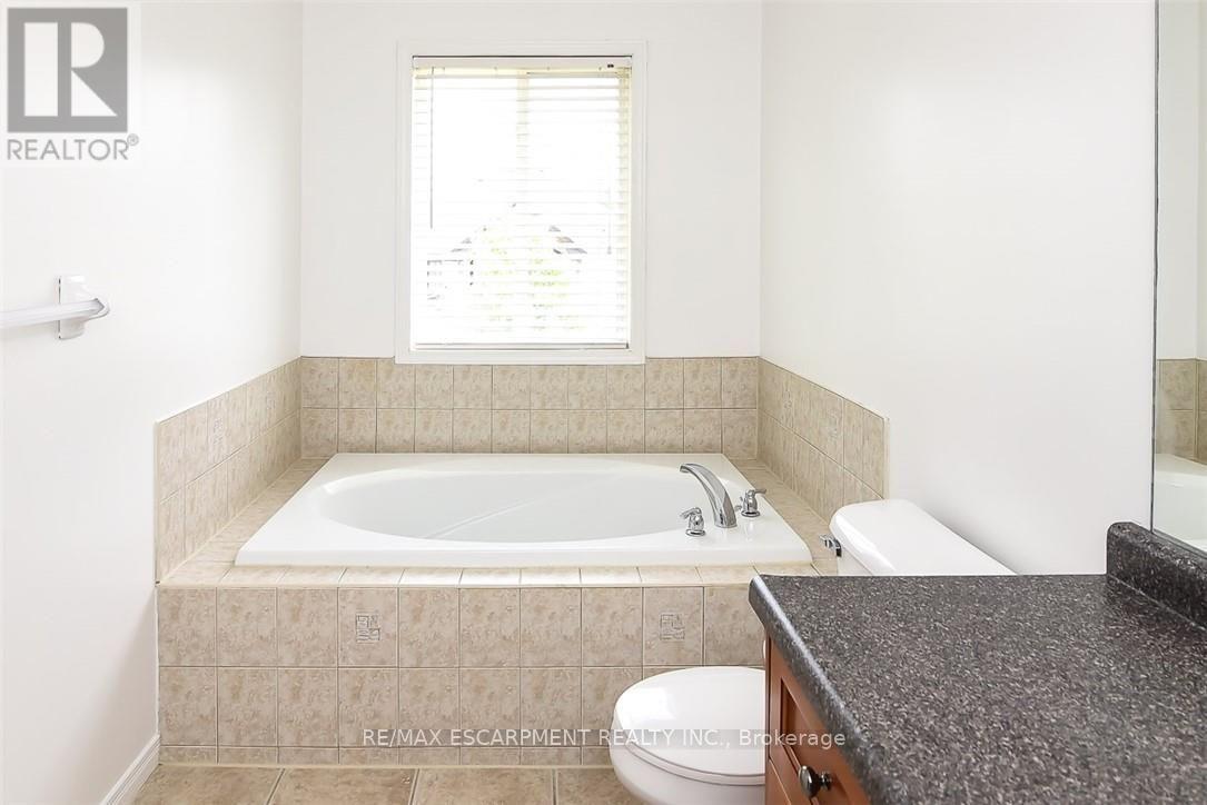 37 Cornerstone Drive, Hamilton (Stoney Creek), Ontario  L8J 0A1 - Photo 25 - X13838628